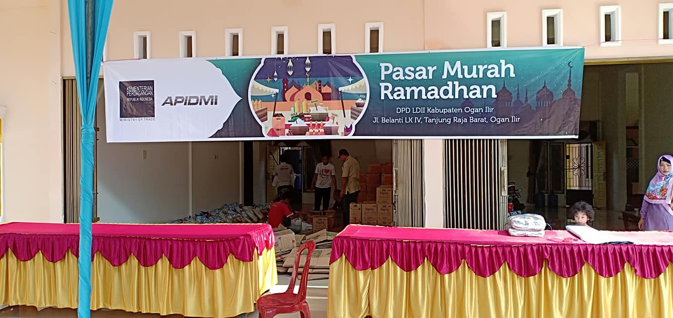 a1-1 Pagi Ini, Dirjen Kemendag RI dan Irma Suryani Buka Pasar Murah Ramadhan DPD LDII Ogan Ilir