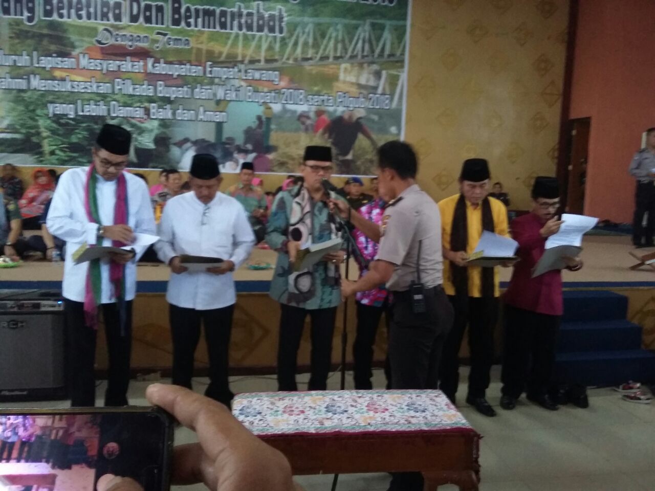 a1-5 Wujudkan Pilkada Empat Lawang Bermartabat dan Beretika, FKPD - Polres Empat Lawang Gelar Sedekah Rakyat