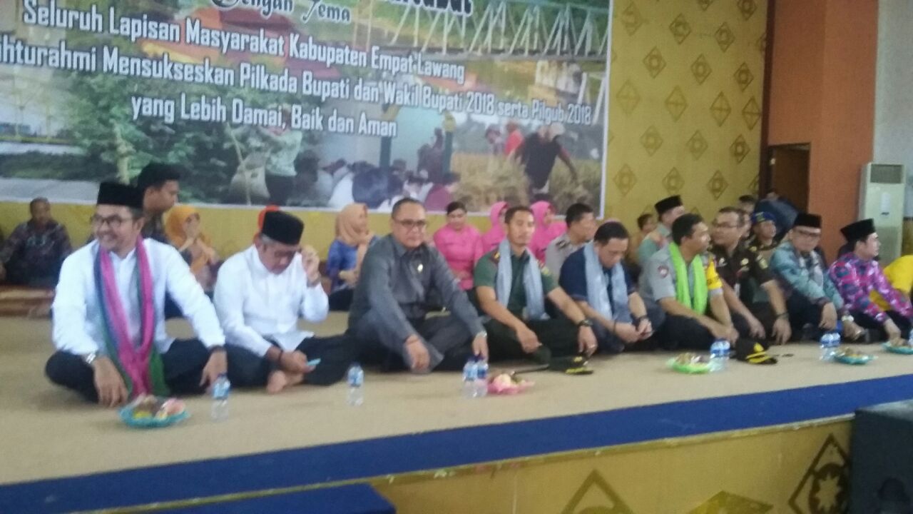 a2-5 Wujudkan Pilkada Empat Lawang Bermartabat dan Beretika, FKPD - Polres Empat Lawang Gelar Sedekah Rakyat