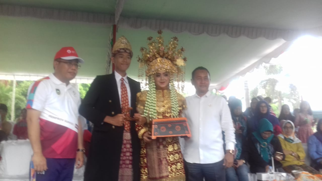 a1-5 HUT ke-73 RI, Warga Bende Seguguk Tumpah Ruah Sambut Pawai dan Karnaval