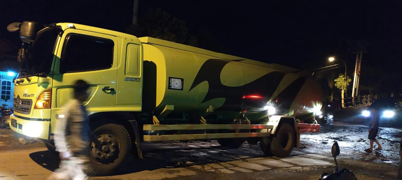 a2-7 Kecewa, Warga Kayuagung Tuntut PT Waskita Karya Benahi Jalan Rusak