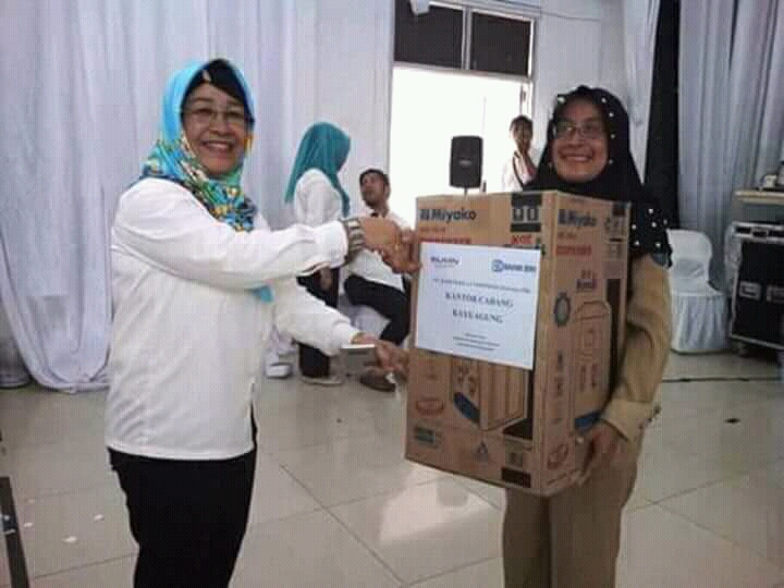 c2-2 Kadis PMD OKI, Hj Nursulah, S.Sos : Berinovasi tidak Harus Bergantung Dana Desa