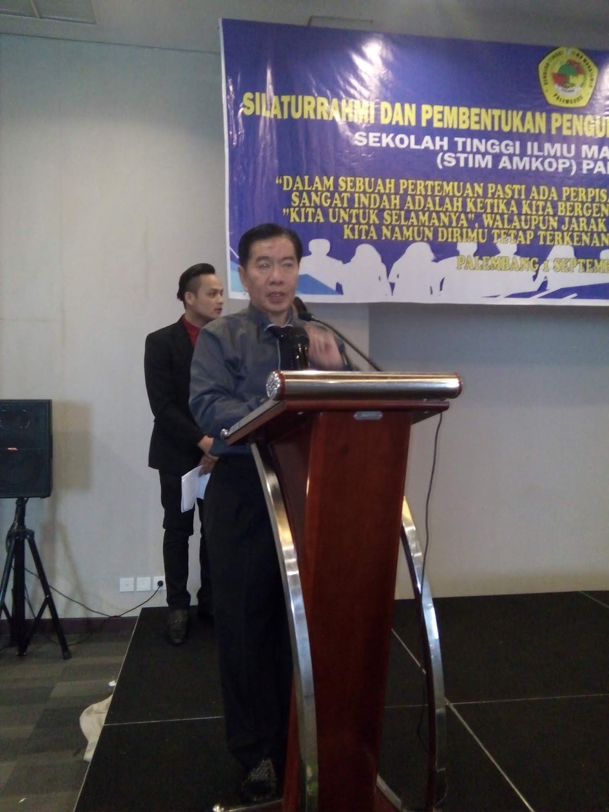 b2 Dr. H. Abdul Shobur, MM Apresiasi IKA STIM AMKOP Palembang