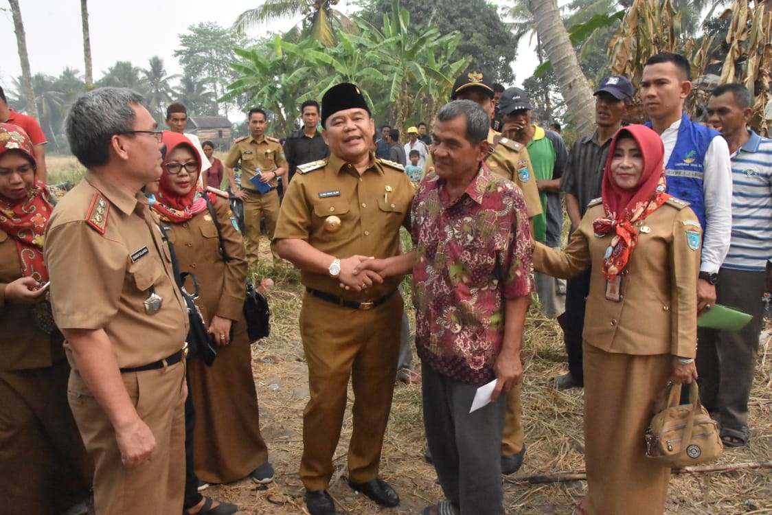 Z2A Kunjungi Korban Kebakaran, Bupati OI Berikan Santunan dan Motivasi