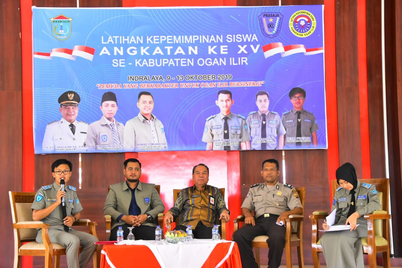 a1-26 Latihan Kepemimpinan Siswa Tingkatkan Kemampuan dan Wawasan