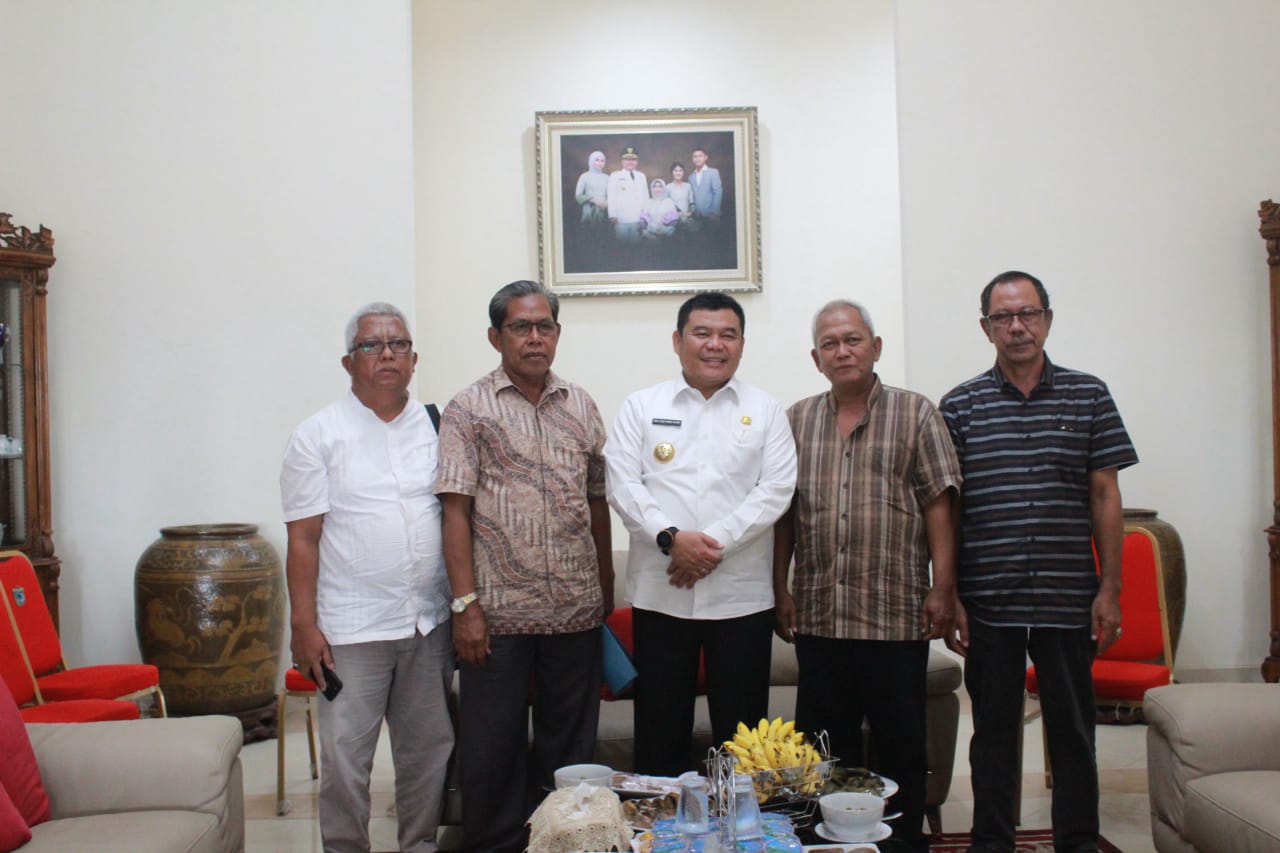 a2-13 "Ngopi OI": Sertifikat Belum Didapat, Warga Palemraya Mengadu ke Bupati