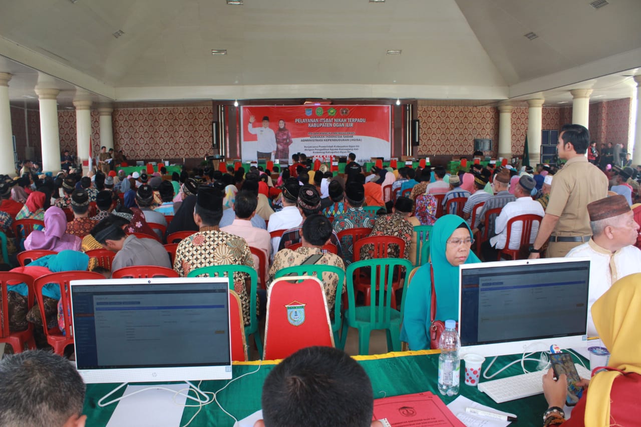 c2 Bupati Apresiasi 535 Pasutri di Ogan Ilir Ikuti Itsbat Nikah