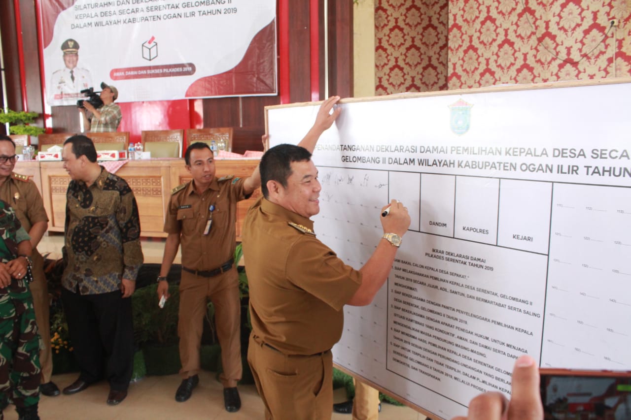 d1-1 Deklarasi Damai Pilkades Serentak, Bupati OI: Harus Siap Menang atau Kalah