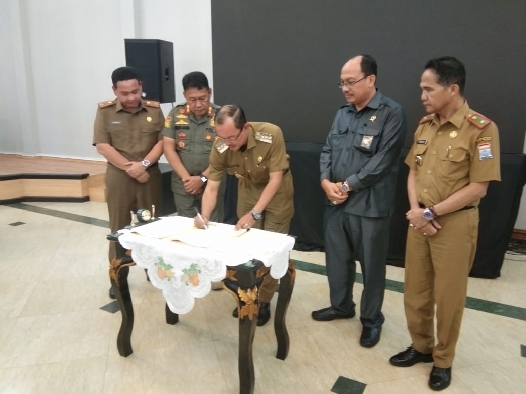 IMG-20200127-WA0026 Masih Buang Sampah Sembarangan? Langsung Ditindak, Sidang di Tempat