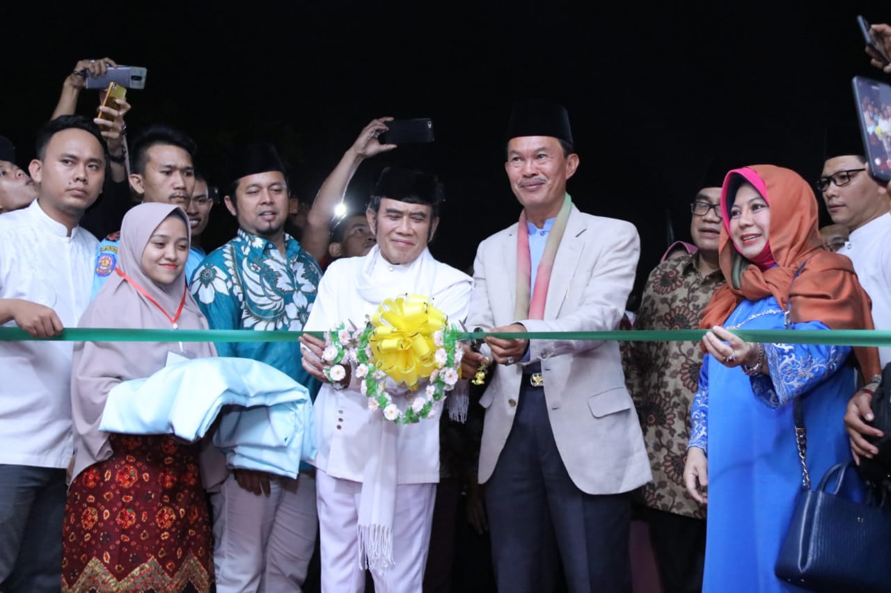 c1-2 Bang Haji Terharu Walikota Wajibkan Pejabat Subuh Berjamaah