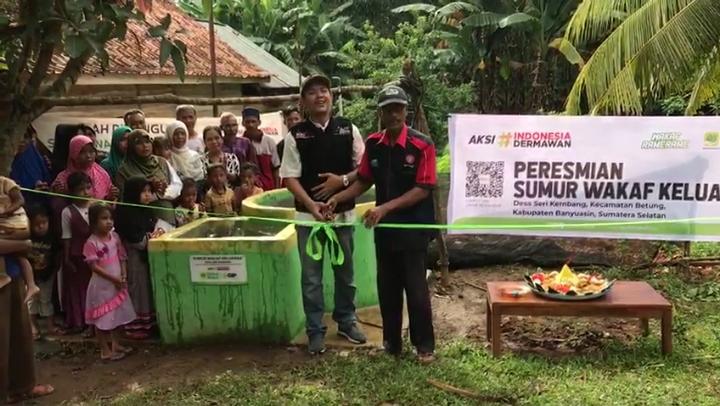d2 26 KK di Desa Sri Kembang Terima Bantuan Sumur Wakaf