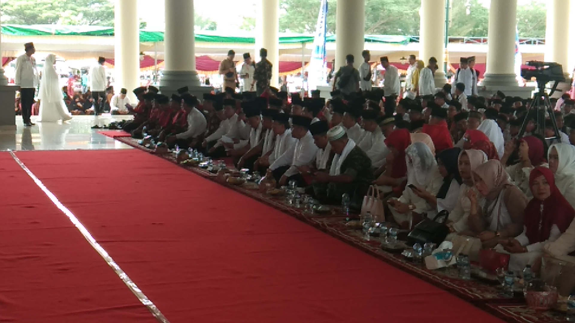 a2-4 Buka MTQ ke- 28, Bupati OI:  Bumikan Al-Qur’an dan Cetak Generasi Muda Qur’ani