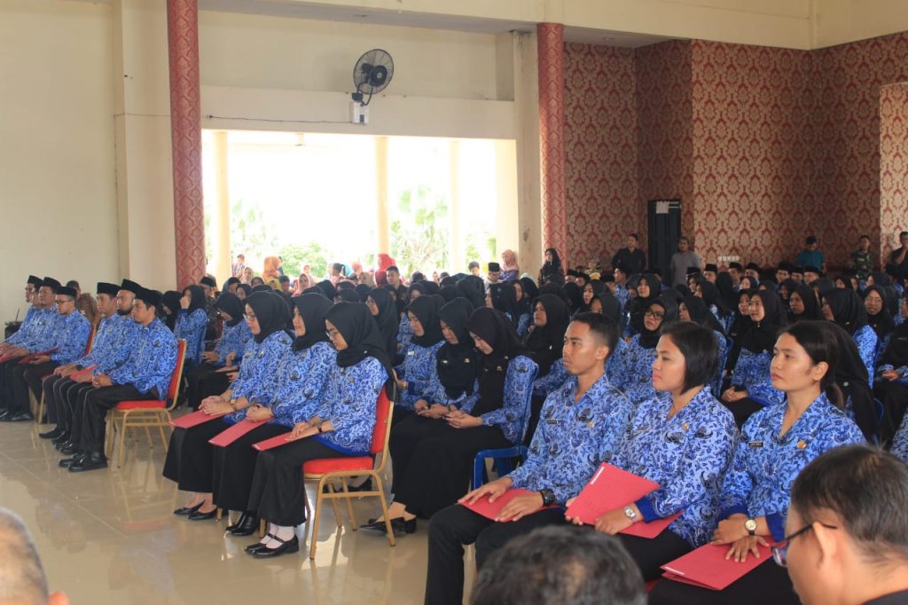 b2-1024x682 Bupati OI: Menjadi ASN Harus Disiplin dan Loyalitas Terhadap Pimpinan