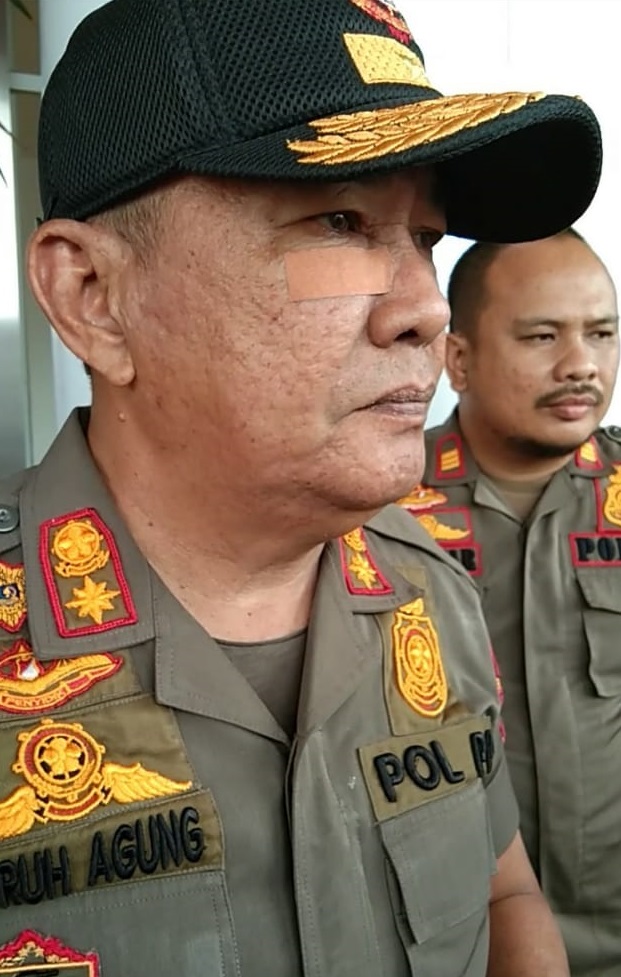 z2-1 Cegah Penyebaran Covid-19, Sat Pol PP Kota Palembang Lakukan Penertiban Keramaian
