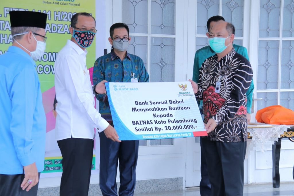 B1-1-1024x682 BSB Gelontorkan 1.500 Paket  Sembako untuk Pasukan Kuning