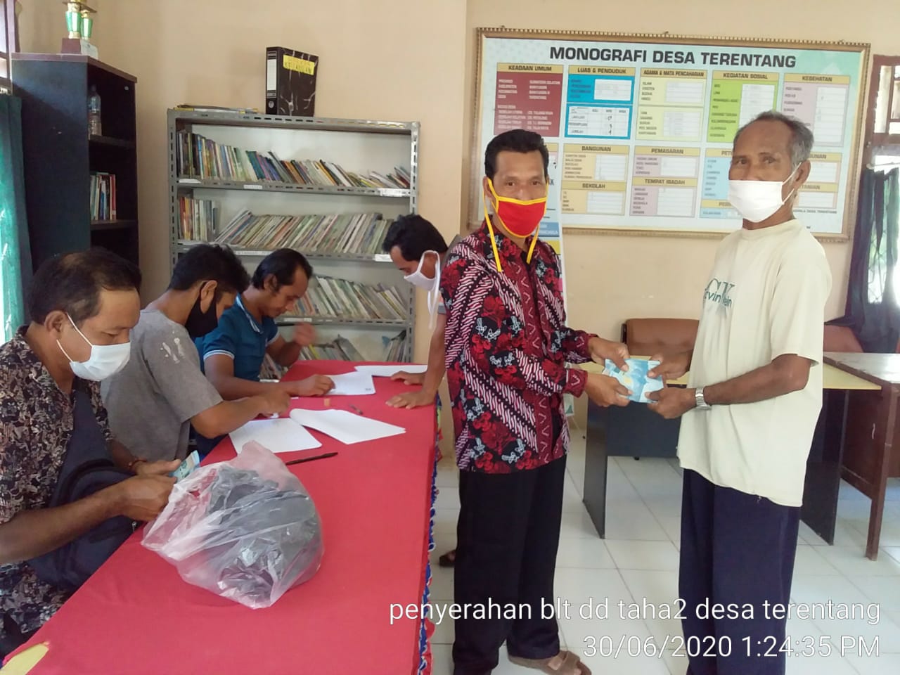 IMG-20200831-WA0114 124 KPM Desa Terentang Terima BLT DD Tahap Keempat