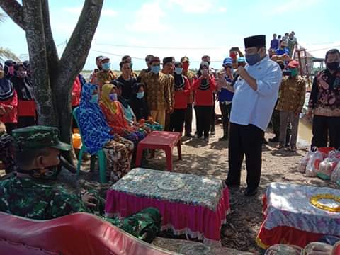 c1-3 Ditengah Wabah Covid-19, H.M Ilyas Panji Alam Berikan Perhatian Kepada Warga