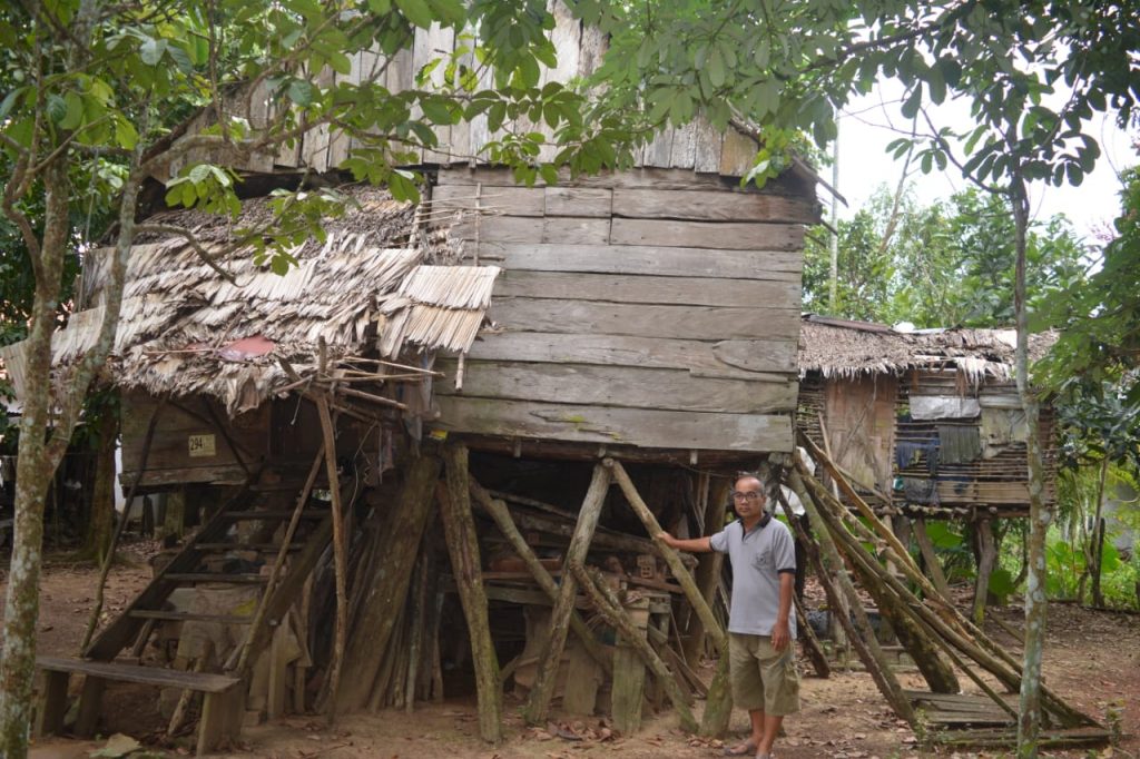 b1-1024x682 Dua Rumah Dibedah, Kades Petaling: Syarat RTLH Tanah Milik Sendiri dan Rumah tidak Layak Huni