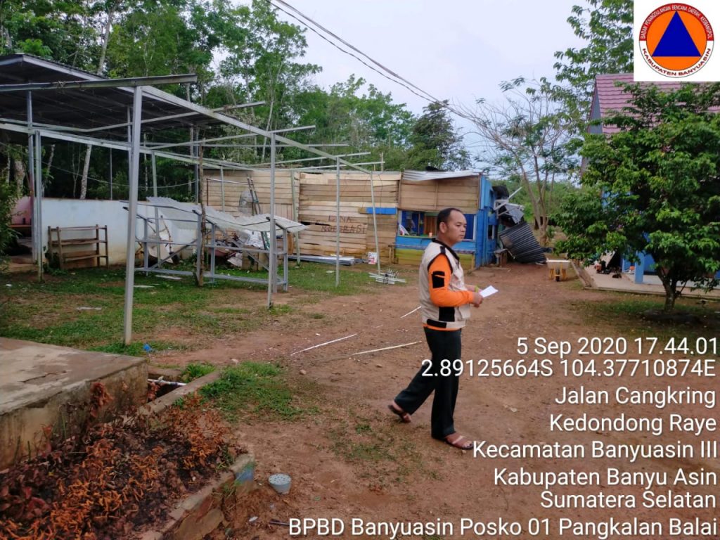 z6-1024x768 Kedondong Raye Dihantam Puting Beliung, Hancurkan Rumah dan Sekolah