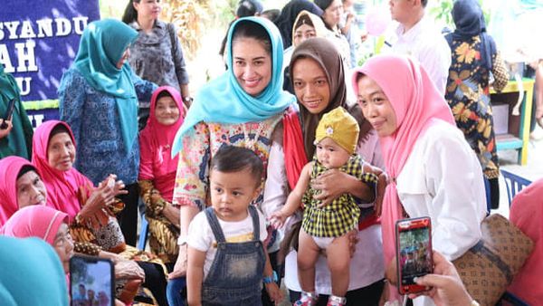 A5-2 Gencar Kampanyekan KB, Duet Dodi-Thia Diganjar Penghargaan