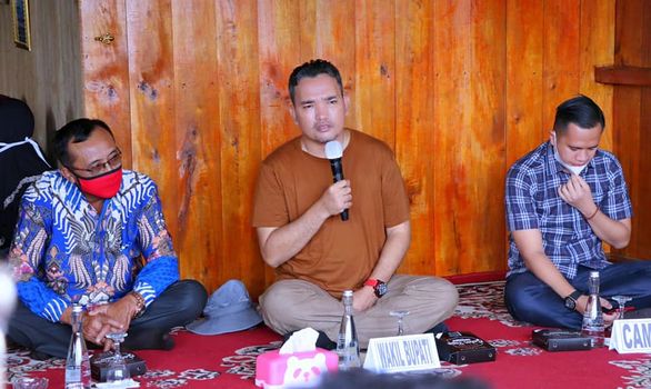 A6-1 Ngobrol Bareng Nelayan, Wabup Muba Ajak Jaga Biota Sungai