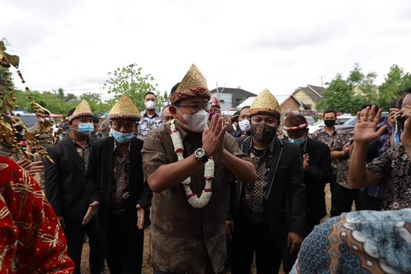 B3-1 Bupati Muba Dodi Reza Lantik Kepengurusan IKKA Periode 2020-2025