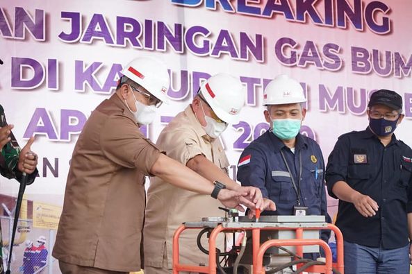 D6 Dodi Reza-Alex Noerdin Realisasi  8.162 Sambungan Jargas ke Pelosok Muba