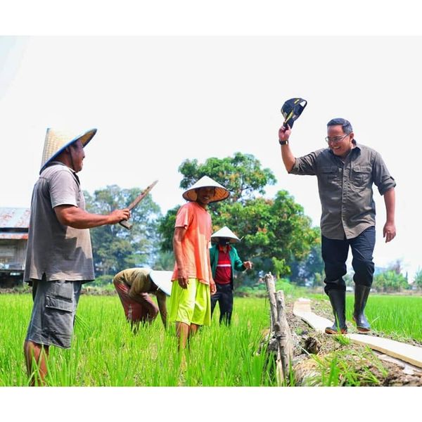 G1-1 Warganet Hingga Tokoh Nasional Banjiri Ucapan Ultah Bupati Muba DRA