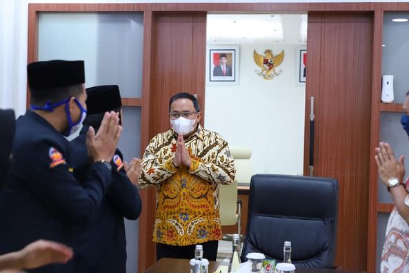 Z5-1 Gabungan Pemuda dan Mahasiswa Sumsel Takjub dengan Kepedulian Dodi Reza