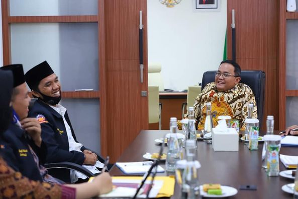Z6 Gabungan Pemuda dan Mahasiswa Sumsel Takjub dengan Kepedulian Dodi Reza