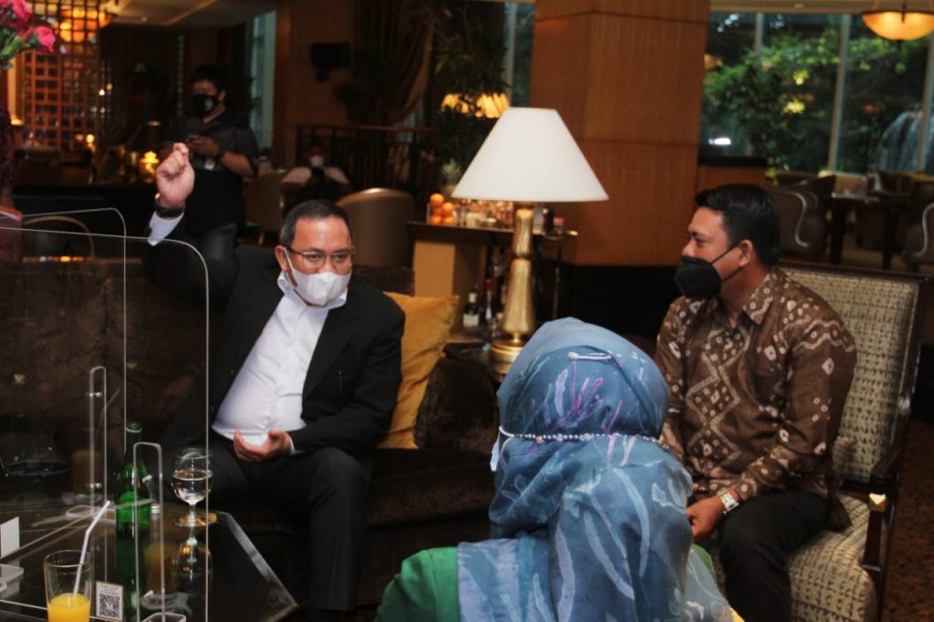 A3-4-1024x682 Dodi Reza Kumpulkan Donasi Setengah Miliar Lebih Bantu Warga Sulbar