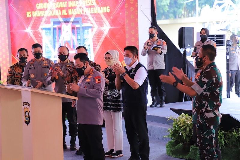 Kapolri  Puji Kegigihan Gubernur Herman Deru Wujudkan  Berdirinya Gedung  Utama Presisi Polda Sumsel 