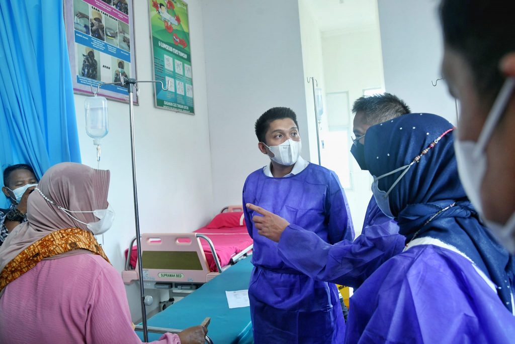 D1-1-1024x685 Bakti Sosial, Bupati Ogan Ilir, Panca Wijaya Akbar, SH: Semoga Menjadi Agenda Tahunan