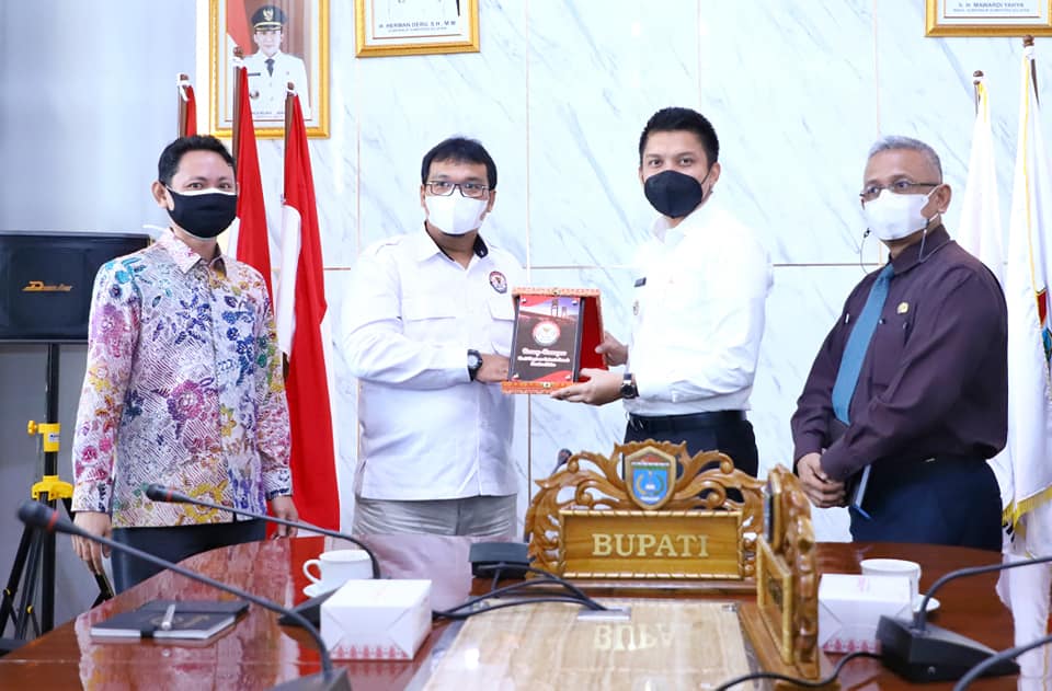 E2 Bupati Panca Wijaya Akbar SH, Terima Audiensi KPID Sumsel