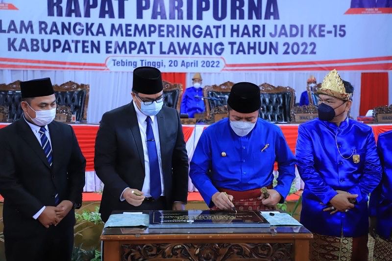 K2-1 Percepat Pemerataan Pembangunan Herman Deru Kembali Berikan Bangubsus  Untuk  Infrastruktur  Empat Lawang