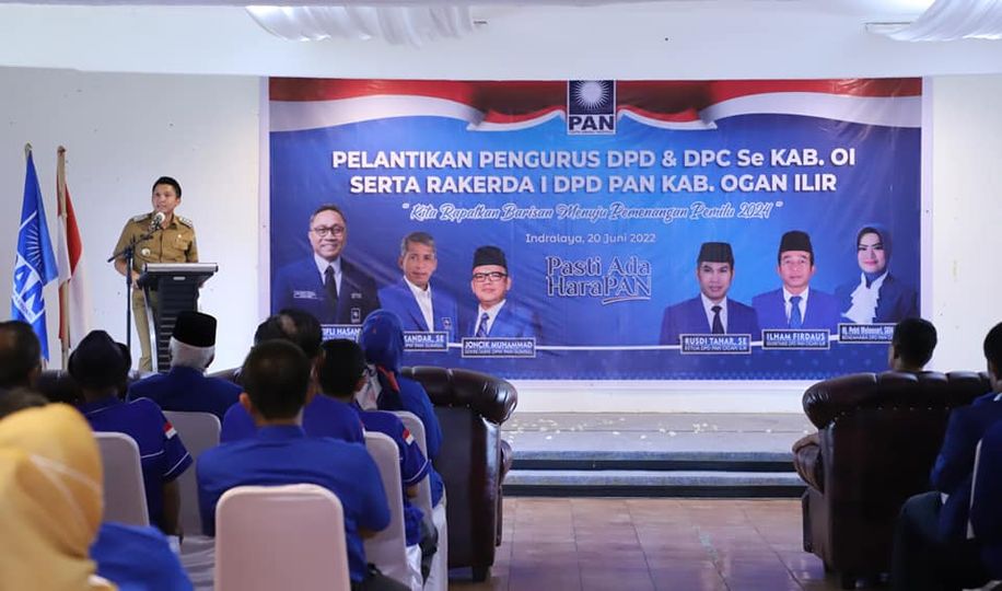 E1 Bupati Ogan Ilir, Panca Wijaya Akbar, SH Hadiri Pelantikan Pengurus DPD dan DPC Partai Amanat Nasional Kabupaten Ogan Ilir