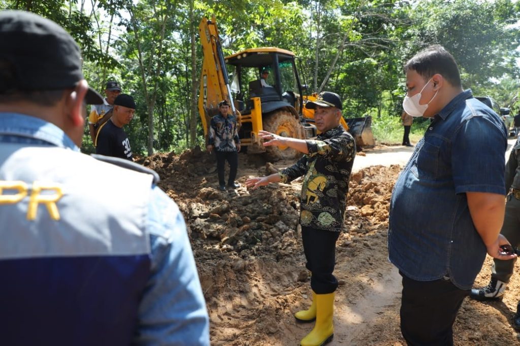 A1-7-1024x681 Dua Bulan Jabat PJ Bupati Muba, Apriyadi Berhasil Atasi Keluhan Warga