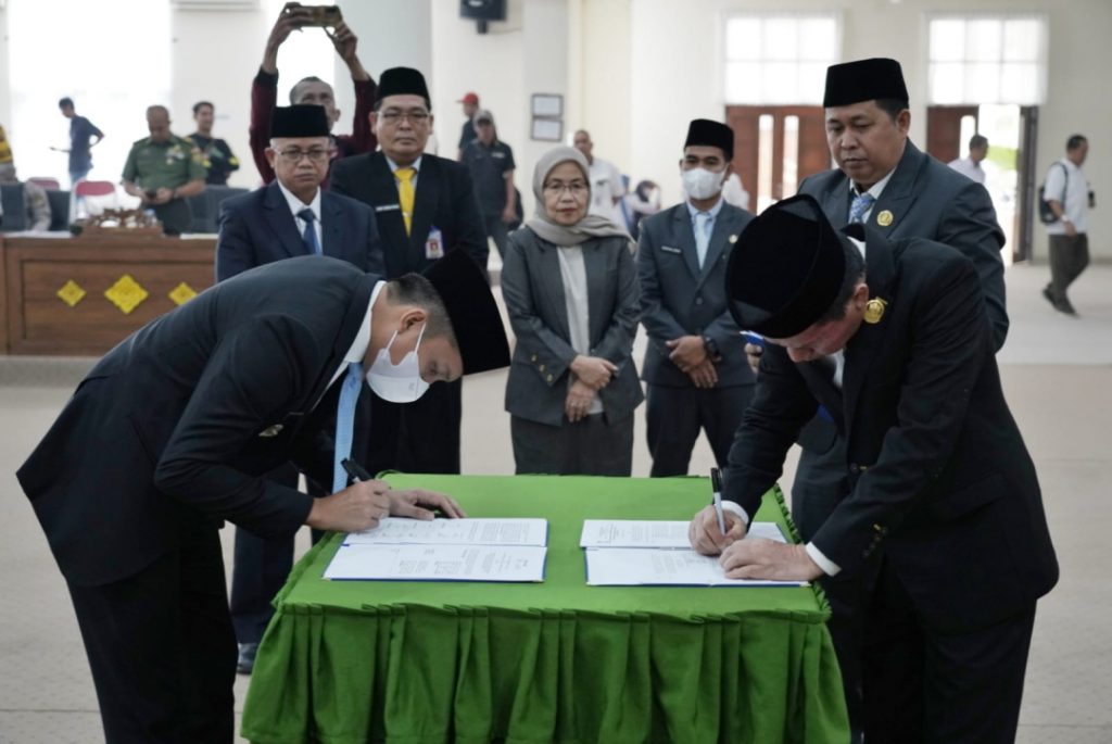 A3-4-1024x685 Bupati Panca Wijaya Akbar, SH Hadiri Rapat Paripurna IX DPRD Kabupaten Ogan Ilir Tahun Sidang 2022