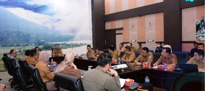IMG-20220729-WA0112 Asisten III Pimpin Rapat Koordinasi Penghapusan Barang Milik Pemkab OKU Selatab Tahun 2022