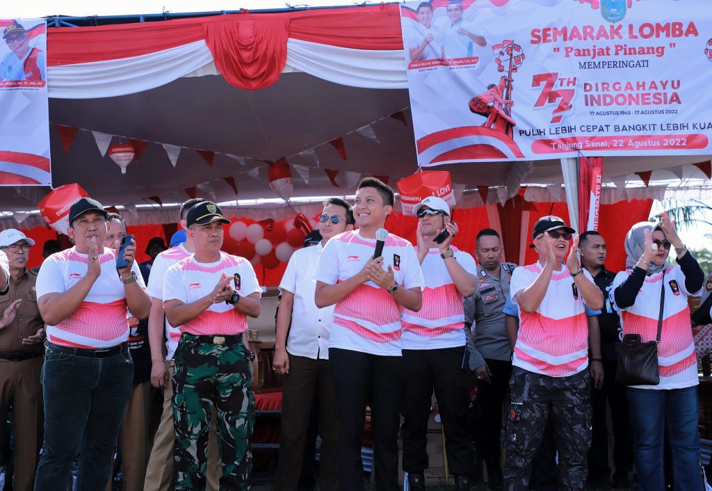 a3-1-1024x706 Buka  Panjat Pinang, Bupati Ogan Ilir Panca Wijaya Akbar SH: Untuk Meningkatkan Rasa Nasionalisme