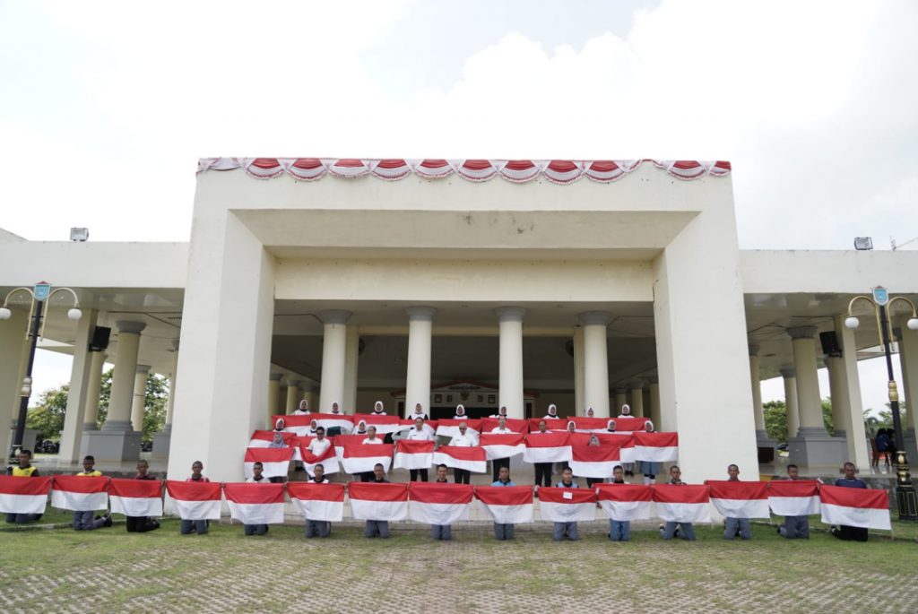 a7-1-1024x685 Semarak Gerakan Pembagian 10 Juta Bendera Merah Putih di Kabupaten Ogan Ilir