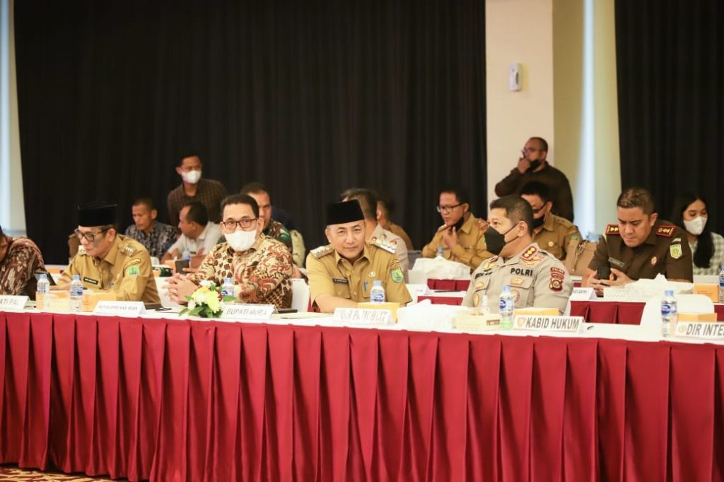 A2-1-1024x681 Pj Bupati Muba H Apriyadi Dorong Perubahan Permen ESDM