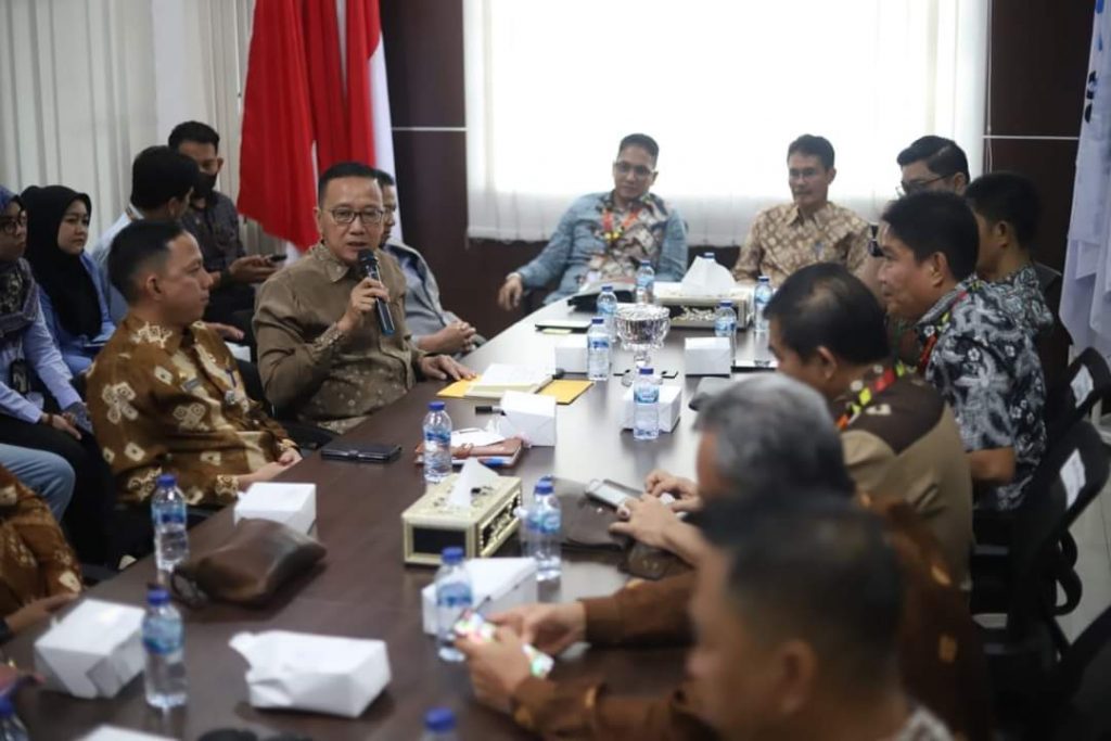 FB_IMG_1662123897384-1024x683 Agus Raflen Resmi Jabat Direktur PT Muba Electric Power