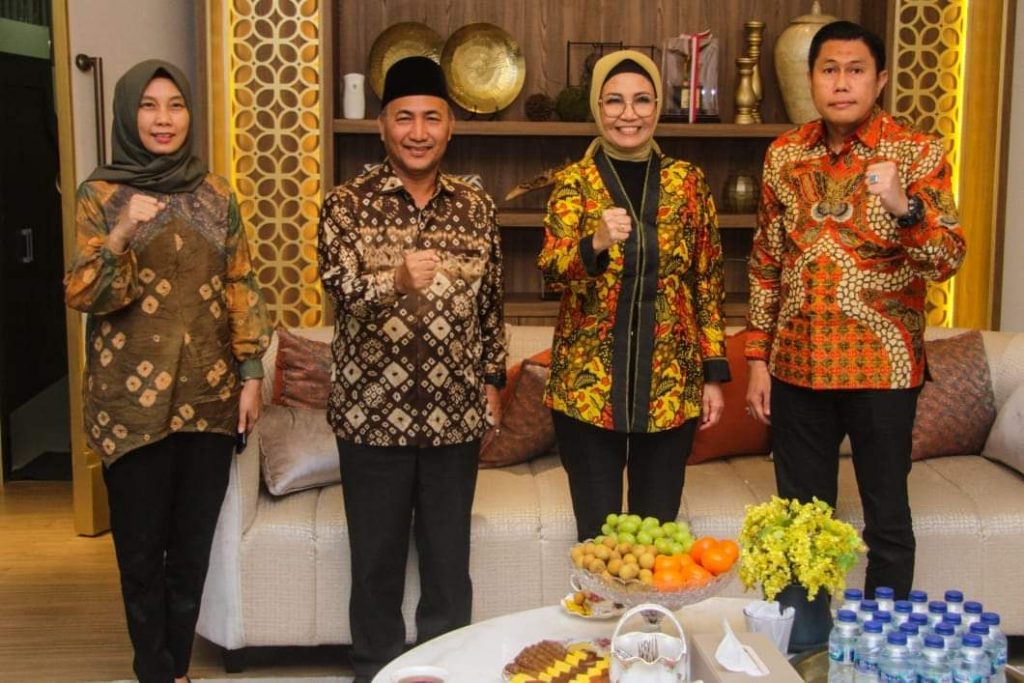 FB_IMG_1665763512815-1024x683 Pj Bupati Apriyadi Kunjungan Balasan ke Pimpinan DPRD Sumsel