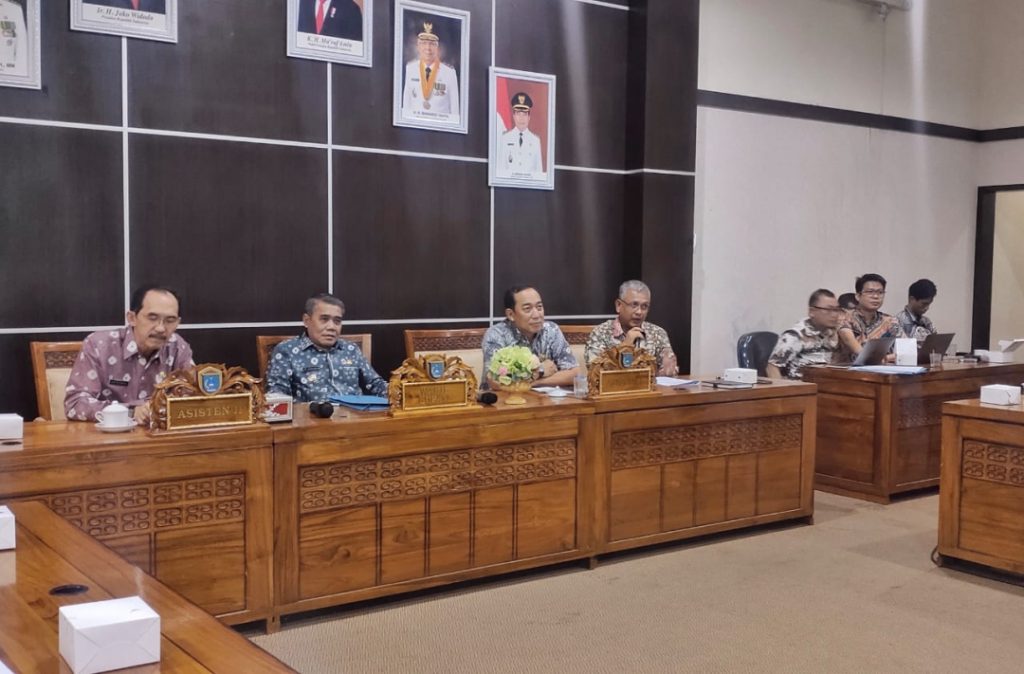 a8-1-1024x674 Wabup Ardani Pimpin Rapat Diseminasi Kebijakan Sistem Pemerintahan Berbasis Elektronik (SPBE) Pemkab. Ogan Ilir