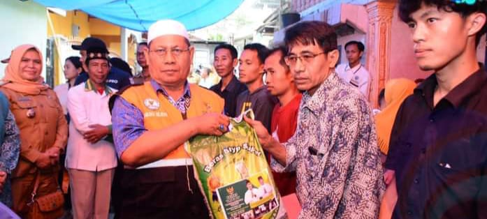 z3 Pemkab OKU Selatan Salurkan Bantuan Kepada Korban Kebakaran di Kelurahan Pasar Muaradua