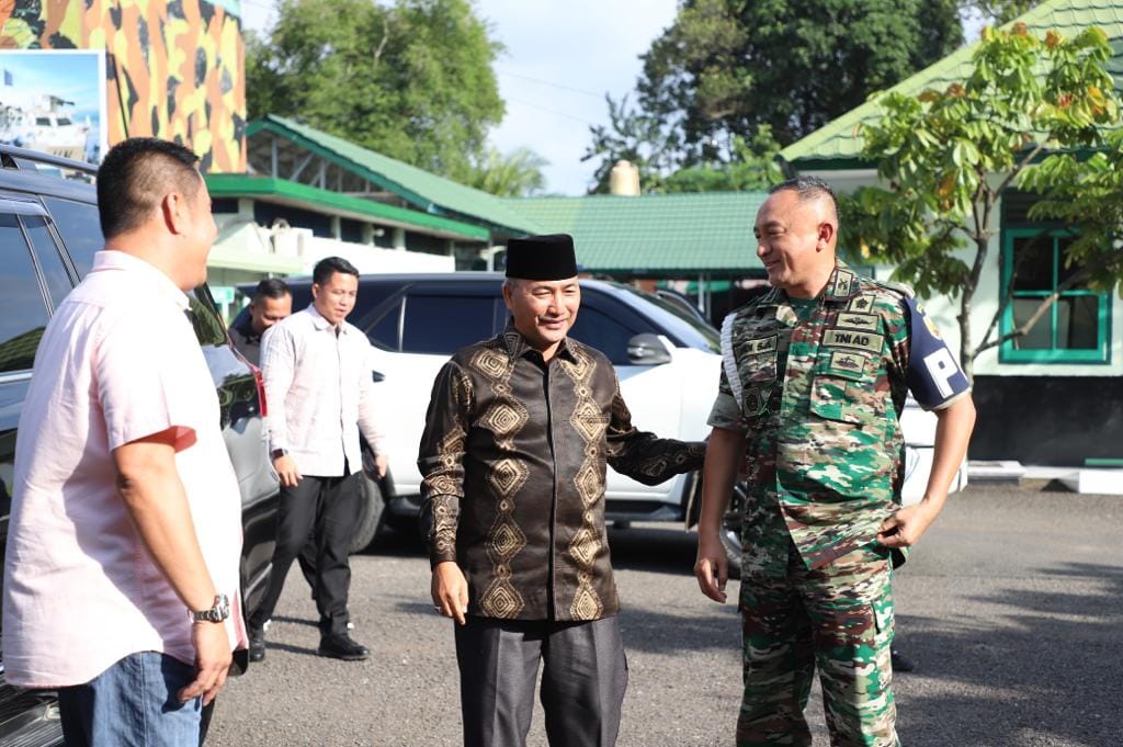 A3-7 Pj Bupati Apriyadi Datangi Markas Pomdam II/Sriwijaya