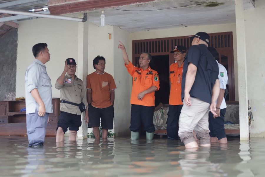 B6 Pj Bupati Apriyadi Ingatkan Warga Waspada Banjir
