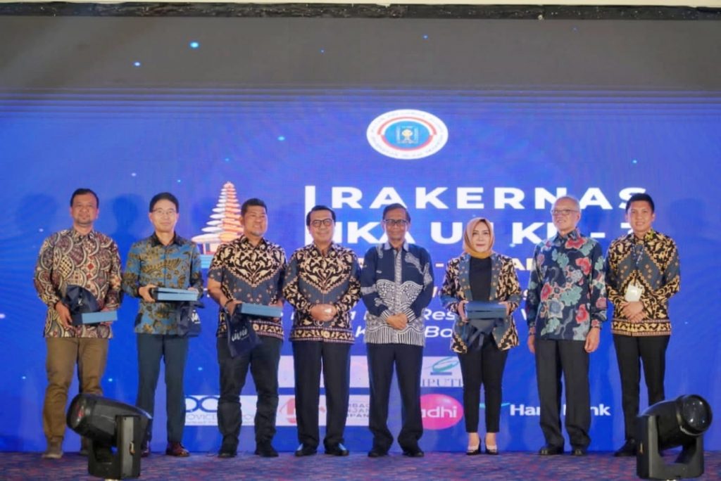 a4-3-1024x684 Bupati OI, Panca Wijaya Akbar, SH Hadiri Rakernas ke-3 IKA UII