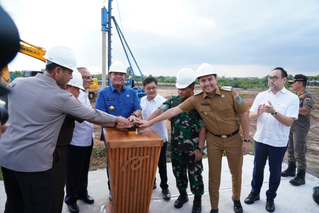 a6-2-1024x683 Hadiri Ground Breaking Plant IV-C PT. Arwana Citra Mulia Cramic, Bupati Ogan Ilir, Panca Wijaya Akbar, SH Harap Dapat Ciptakan Tenaga Kerja Baru